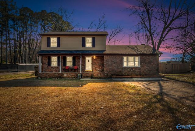 1230 Main Street W, Hartselle, AL 35640