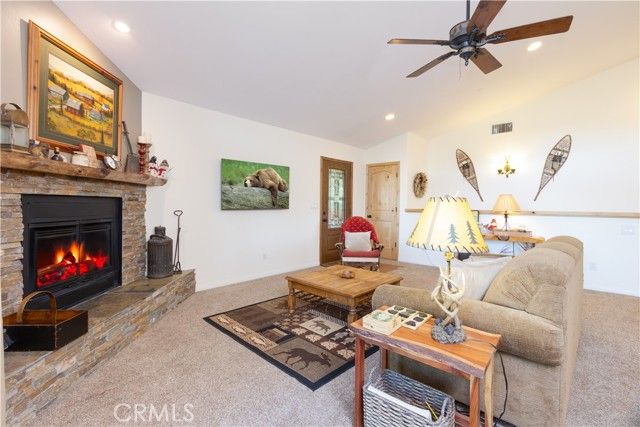 15028 Chestnut, Pine Mtn Club, CA 93222