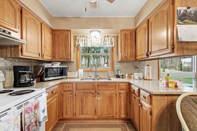 19710 230th Avenue, Paris, MI 49338