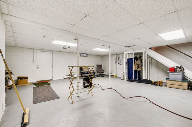 19710 230th Avenue, Paris, MI 49338