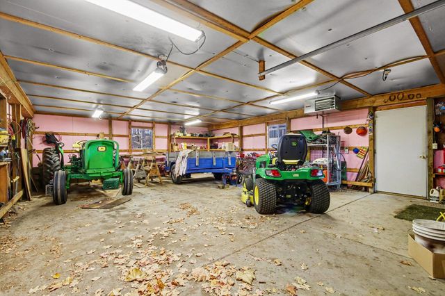 19710 230th Avenue, Paris, MI 49338