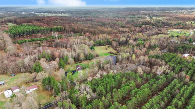 19710 230th Avenue, Paris, MI 49338