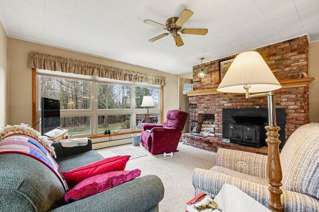 19710 230th Avenue, Paris, MI 49338