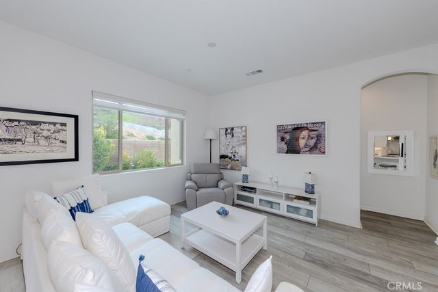 24142 Evesong, Corona, CA 92883