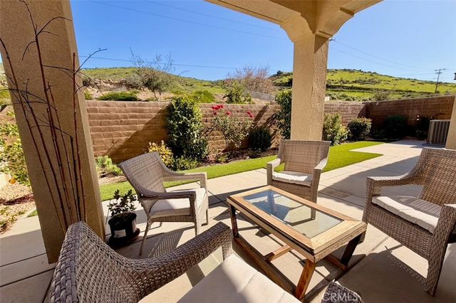 24142 Evesong, Corona, CA 92883