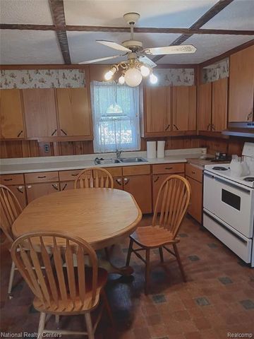 30429 Pardo Street, Garden City, MI 48135