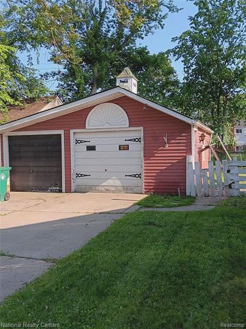 30429 Pardo Street, Garden City, MI 48135
