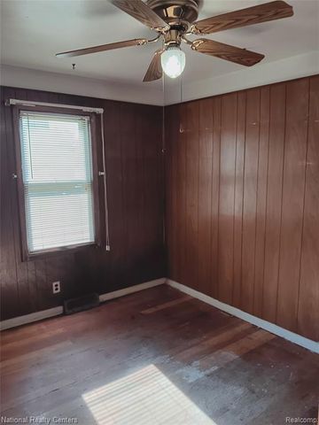 30429 Pardo Street, Garden City, MI 48135