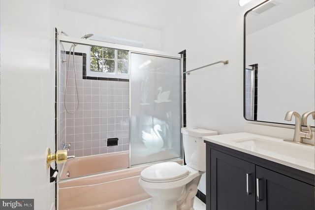 6817 CALVERTON DR, Hyattsville, MD 20782