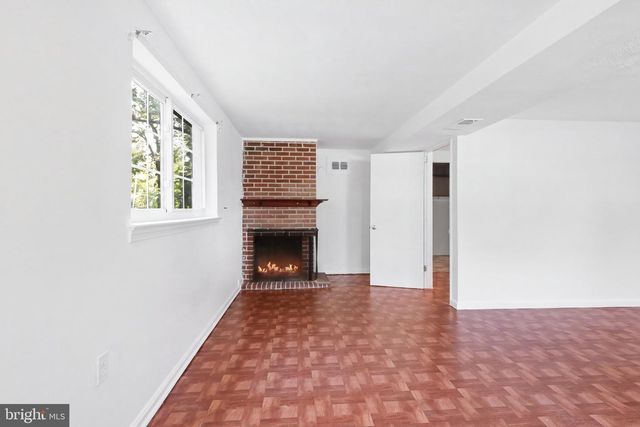 6817 CALVERTON DR, Hyattsville, MD 20782
