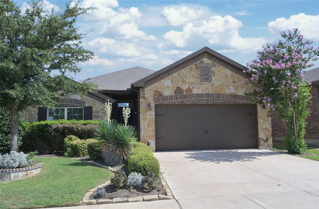 9212 Glen Mills Trail, Fort Worth, TX 76179 — exterior