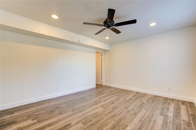 9809 Richmond Avenue D5, Houston, TX 77042