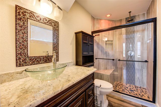 9809 Richmond Avenue D5, Houston, TX 77042