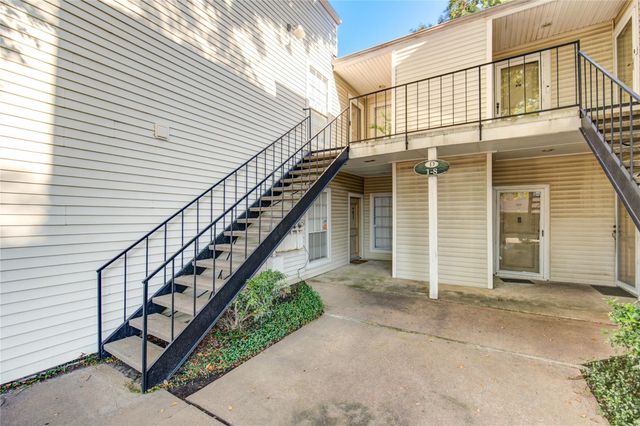 9809 Richmond Avenue D5, Houston, TX 77042