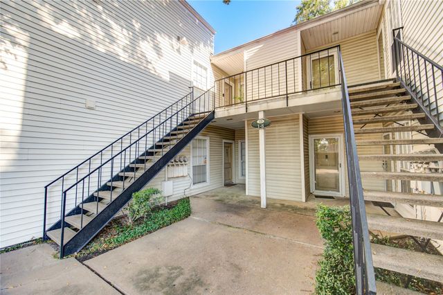9809 Richmond Avenue D5, Houston, TX 77042