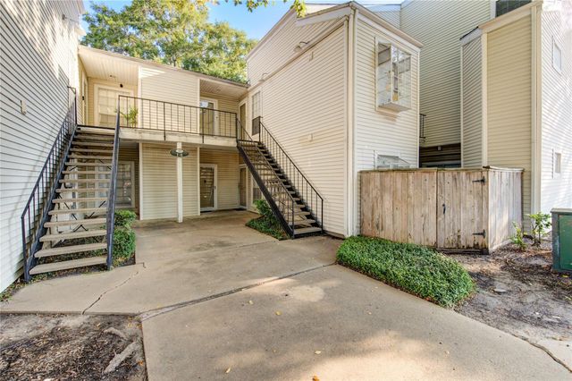 9809 Richmond Avenue D5, Houston, TX 77042