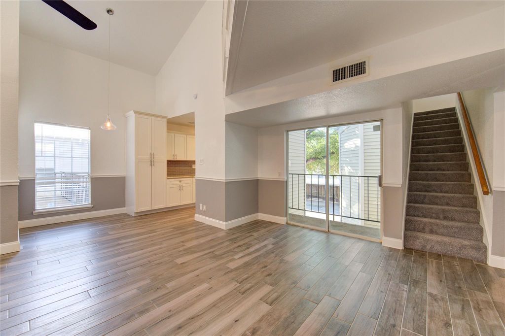 9809 Richmond Avenue D5, Houston, TX 77042