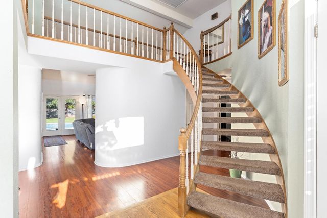 10165 Snowy Owl Way, Auburn, CA 95603