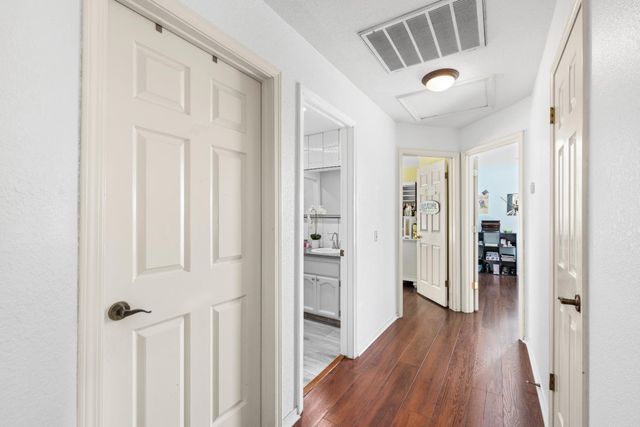 10165 Snowy Owl Way, Auburn, CA 95603