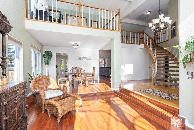 10165 Snowy Owl Way, Auburn, CA 95603