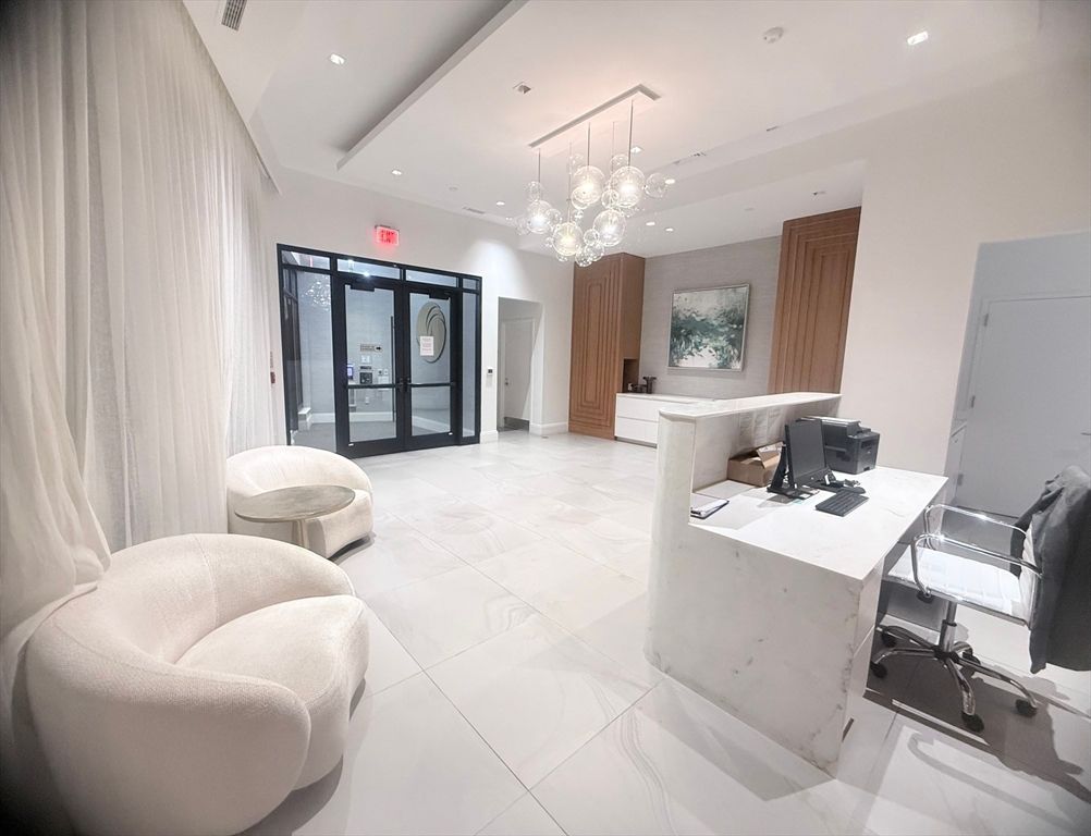 191 Washington St 720, Boston, MA 02135