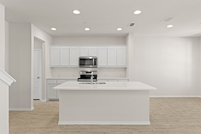 4603 Avion Drive, Sanger, TX 76266