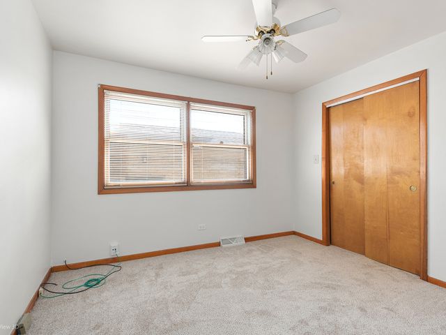 1306 E 88th Place, Chicago, IL 60619