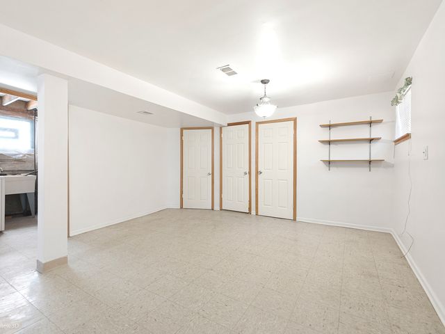 1306 E 88th Place, Chicago, IL 60619