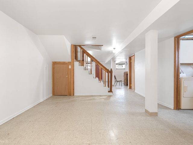 1306 E 88th Place, Chicago, IL 60619