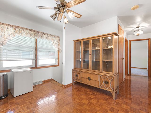 1306 E 88th Place, Chicago, IL 60619