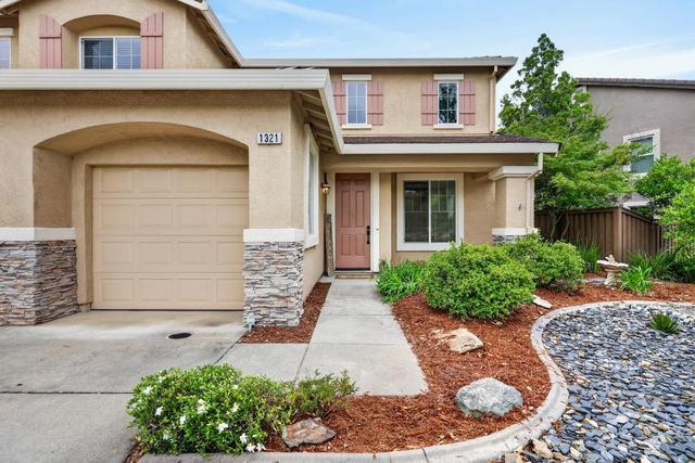 1321 Muirkirk Ct, Folsom, CA 95630