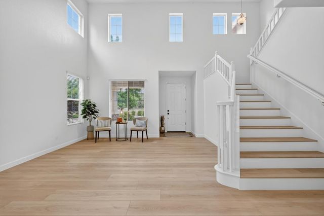 1321 Muirkirk Ct, Folsom, CA 95630