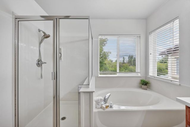 1321 Muirkirk Ct, Folsom, CA 95630