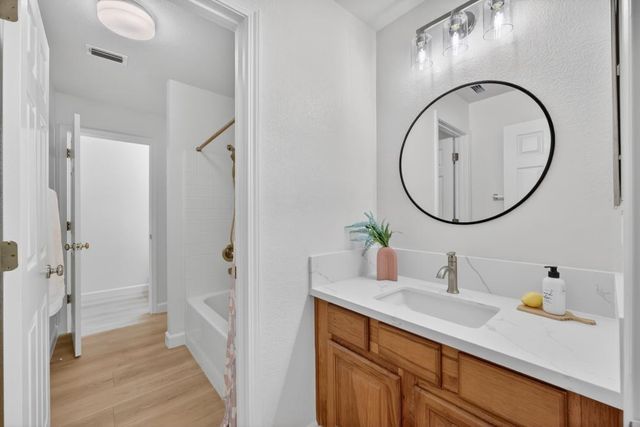 1321 Muirkirk Ct, Folsom, CA 95630