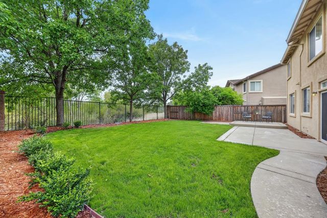 1321 Muirkirk Ct, Folsom, CA 95630