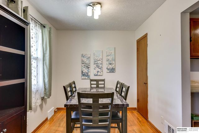 8539 Hamilton Street, Omaha, NE 68114