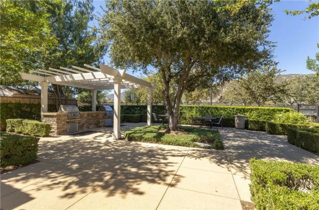 3392 Licorice, San Bernardino, CA 92407