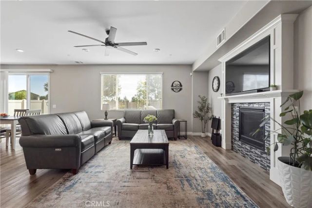 3392 Licorice, San Bernardino, CA 92407