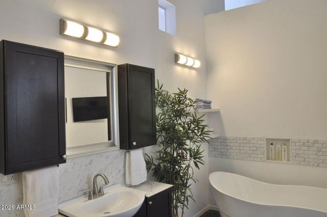 12 County Rd N8543 --, Concho, AZ 85924