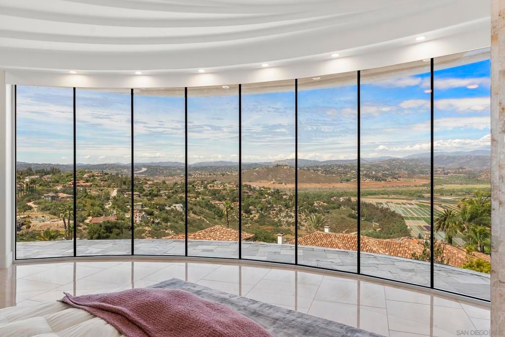 Image 22 of property listing at 13220 Highlands Ranch Rd, Poway, CA 92064