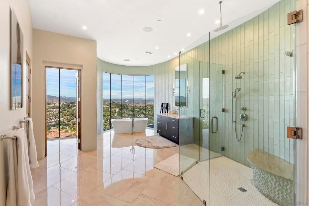 Image 23 of property listing at 13220 Highlands Ranch Rd, Poway, CA 92064