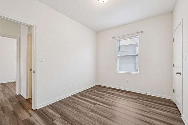 191 Light Timber RD, Maxwell, TX 78656