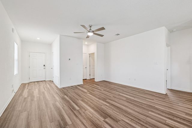 191 Light Timber RD, Maxwell, TX 78656