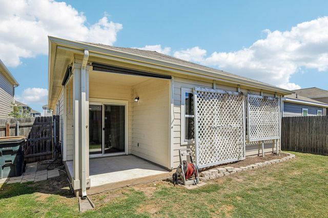 191 Light Timber RD, Maxwell, TX 78656