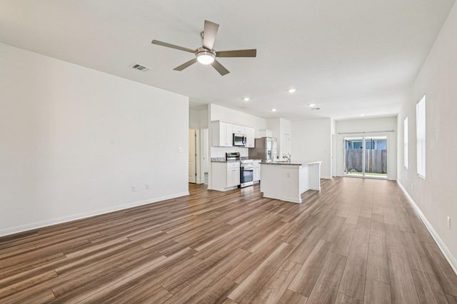 191 Light Timber RD, Maxwell, TX 78656