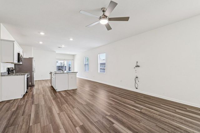 191 Light Timber RD, Maxwell, TX 78656