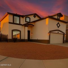 401 EVERLOOK Lane, Horizon City, TX 79928