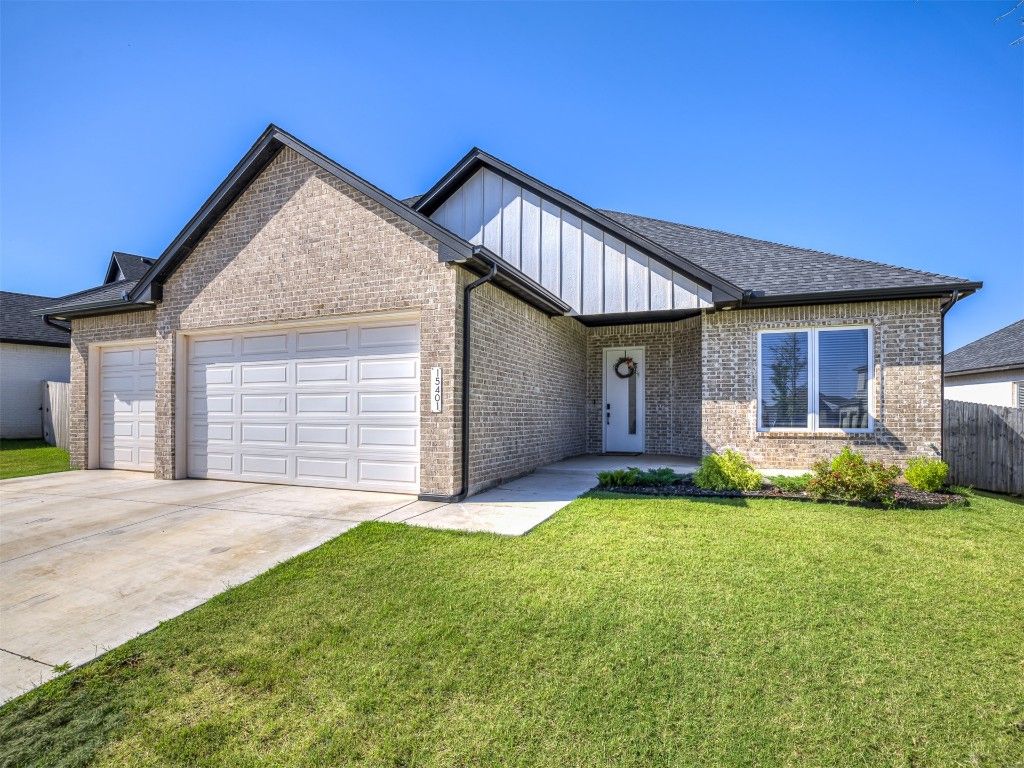 15401 Jasper Lane, Edmond, OK 73013