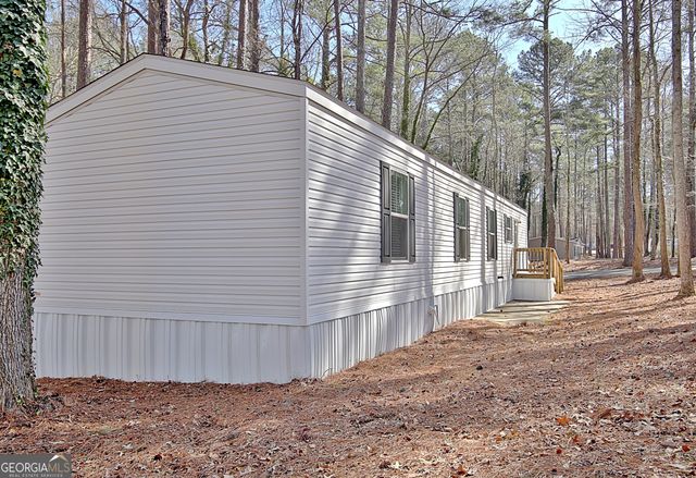 52 Fernwood Drive, Fayetteville, GA 30214