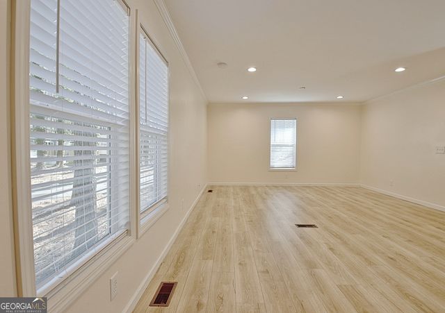 52 Fernwood Drive, Fayetteville, GA 30214